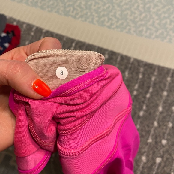 Lulu Lemon tank with built in sports bra - Picture 2 of 4